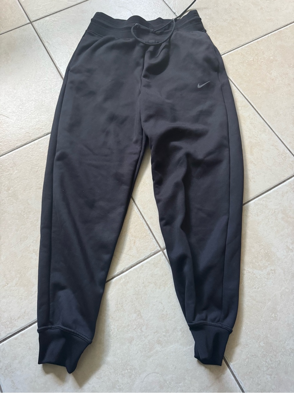 Nike Therma-FIT Black Fleece Joggers Sweatpants Pinwheel Swoosh